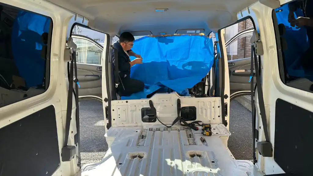 浸水車の車内清掃