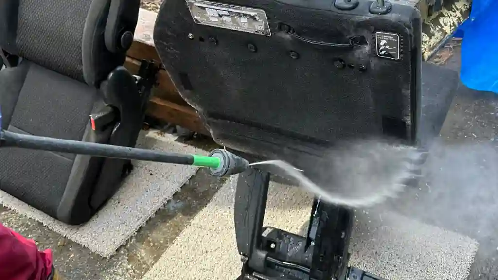 車のシート洗浄