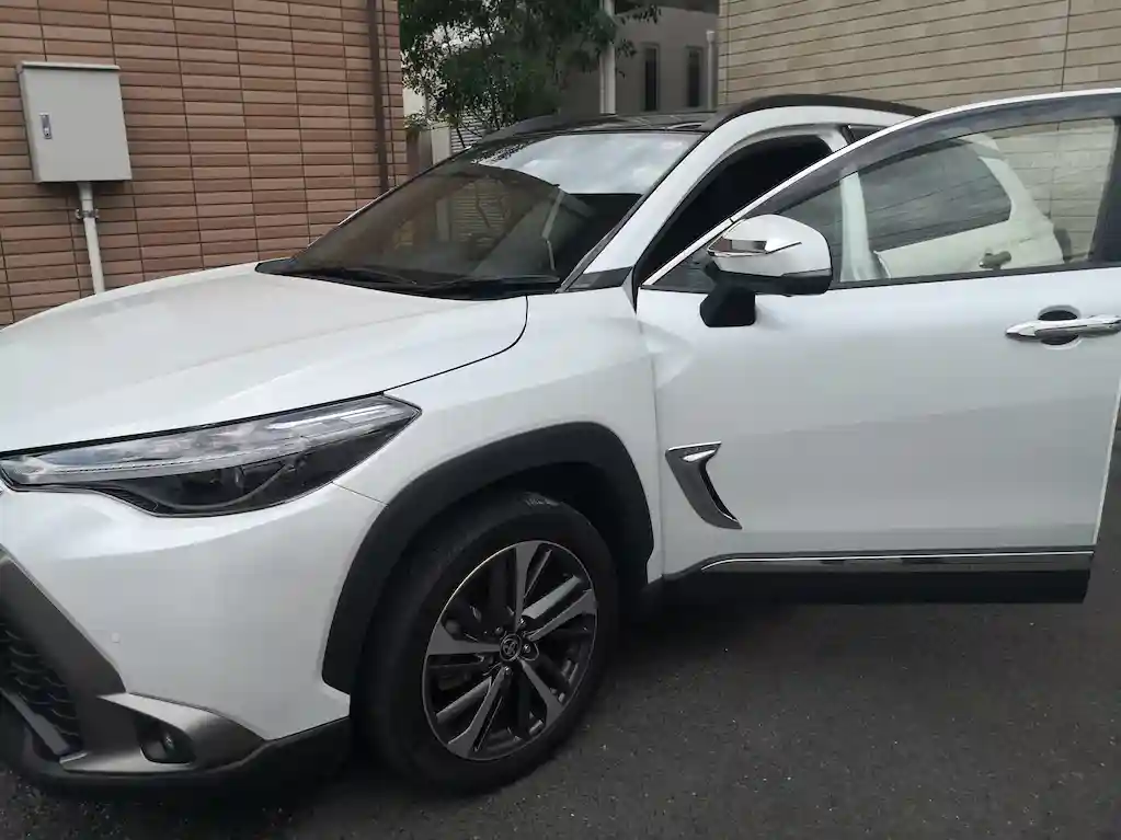 TOYOTAカローラクロス車内クリーニング