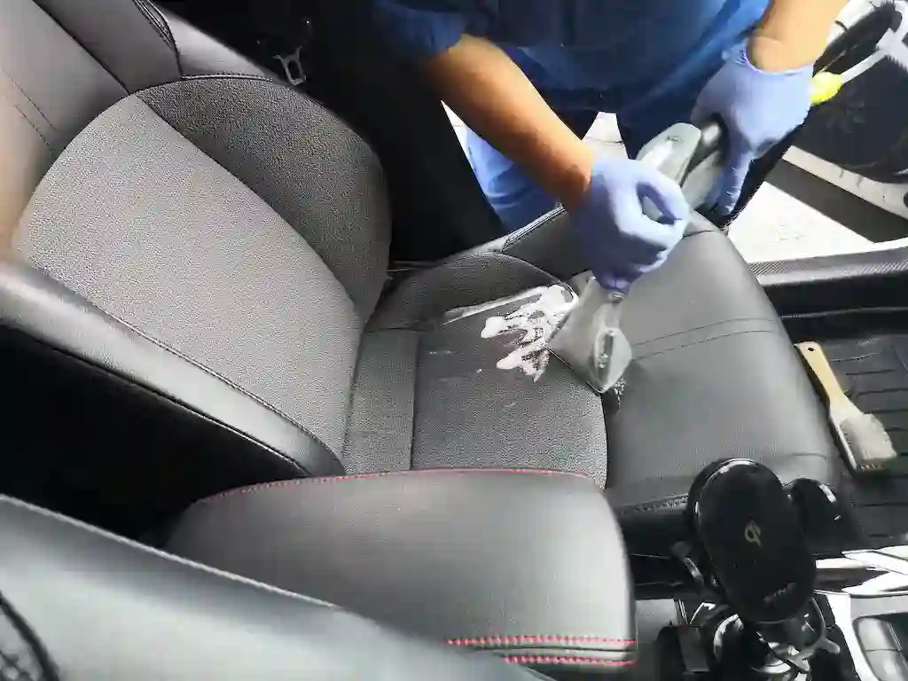車のシート洗浄