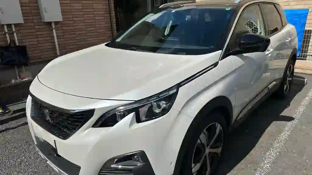 プジョー